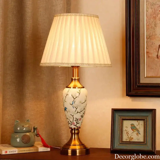 Élise European Retro Flower Ceramic LED Floor Lamp