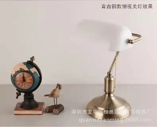 Republic of China retro table lamp creative personality bedroom bedside lamp office study table lamp decorative art